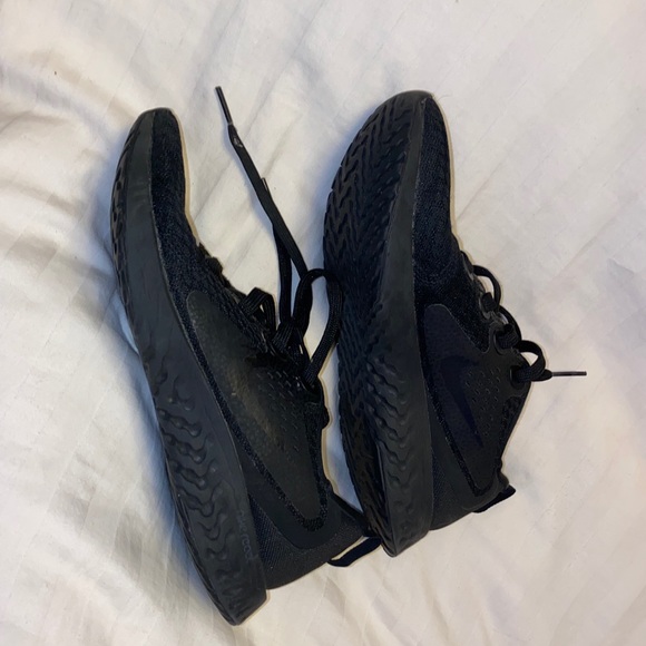 cute black nike shoes